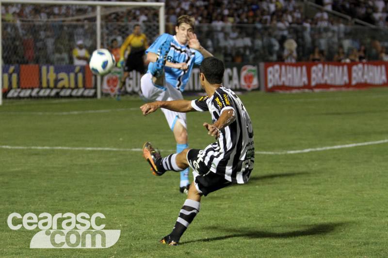 [17-08] Ceará 3 x 0 Grêmio - 13