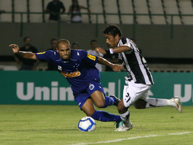 Ceará 1 x 0 Cruzeiro - 30/05 às 18h30 - Castelão - 8