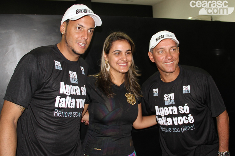 [17-03] PC Gusmao e Fernando Henrique recepcionam torcedores1 - 19