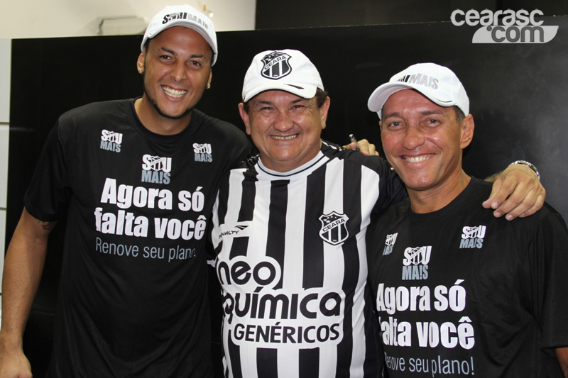 [17-03] PC Gusmao e Fernando Henrique recepcionam torcedores3 - 10
