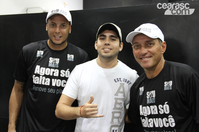 [17-03] PC Gusmao e Fernando Henrique recepcionam torcedores3 - 18