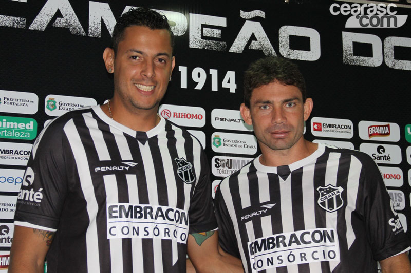 [07-05] Ceará e Embracon renovam contrato - 2