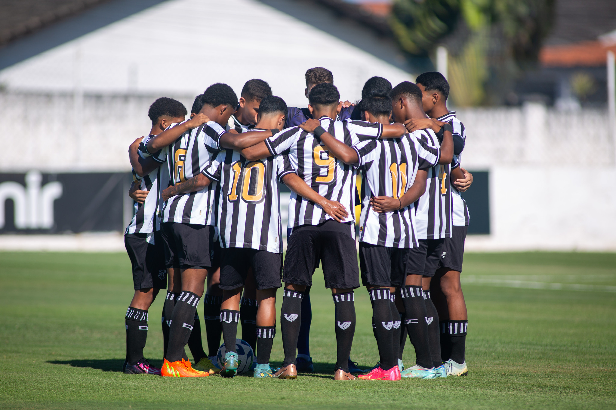 Sub-17: Na Cidade Vozão, Ceará recebe a equipe do Atlético Mineiro pelo Campeonato Brasileiro