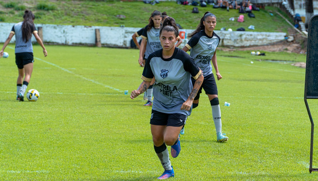 Fut. Feminino: Ceará finaliza preparação e aguarda embarque para confronto com o Grêmio/RS