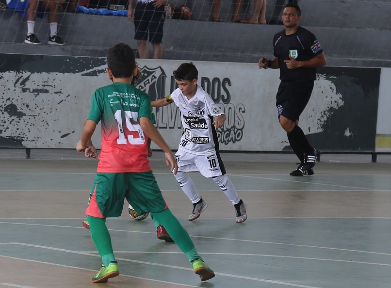 Categorias de Base: Final de semana recheado de jogos para os garotos do Vovô no Futsal