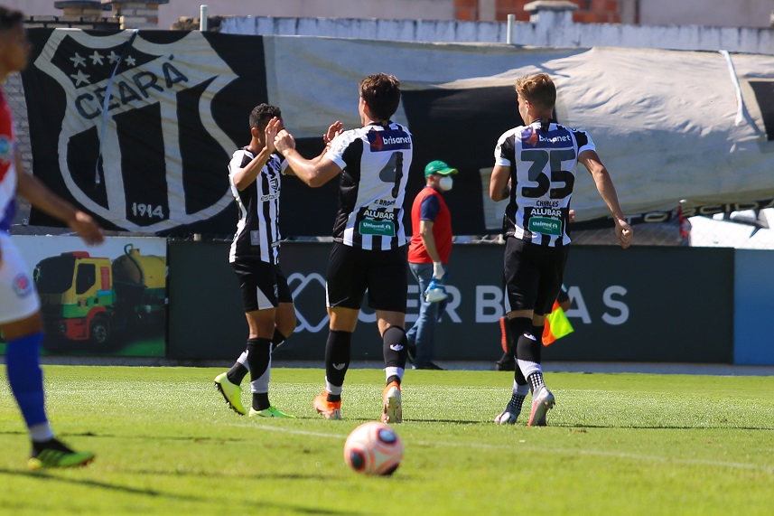 Na volta do Campeonato Cearense, Ceará joga bem e goleia o Barbalha por 5 a 0