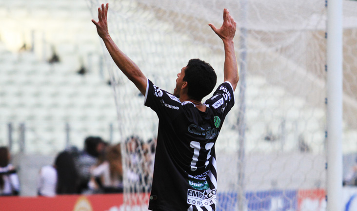 Com 26 gols em 2013, Magno Alves chega ao topo da artilharia no Brasil