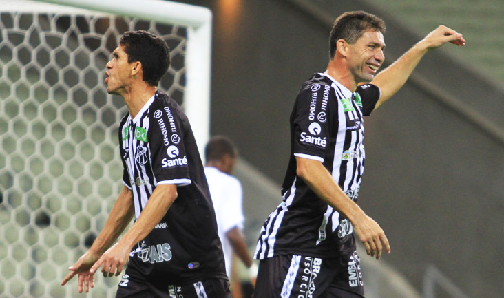 Em jogo de oito gols, Ceará passa pelo Bragantino, no Castelão