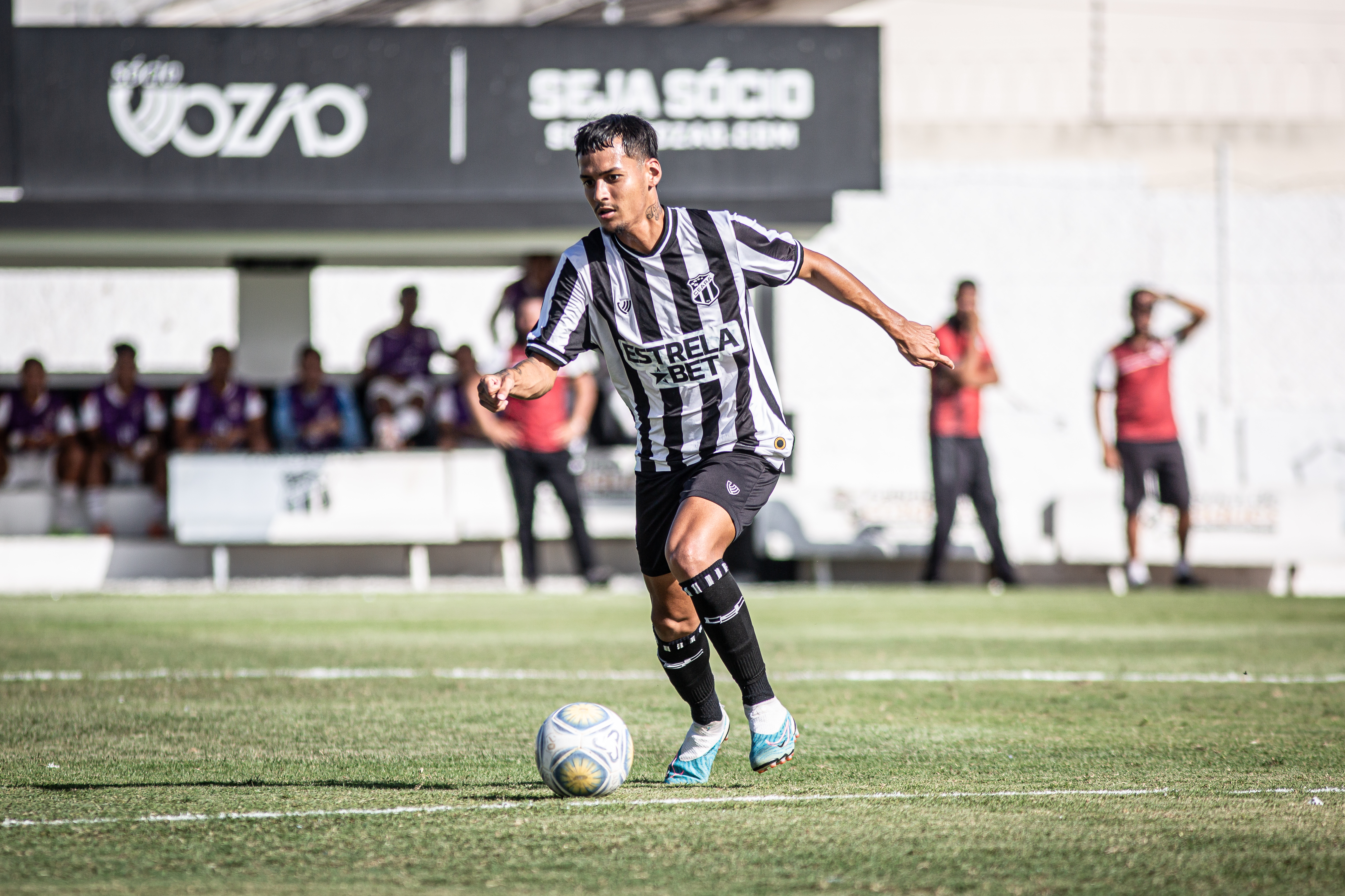 Confira a trajetória do lateral Kauâ Lucas, atleta do Sub-20, que representará o Alvinegro na Copinha
