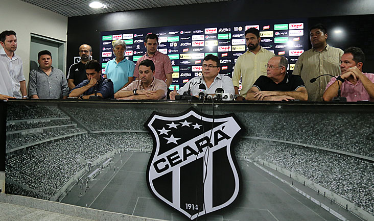Em coletiva, Ceará confirmou a contratação de mais três reforços