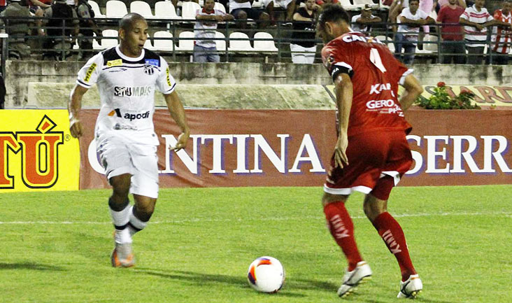 Com dois gols de Rafael Costa, Ceará vence o CRB fora: 3 x 1