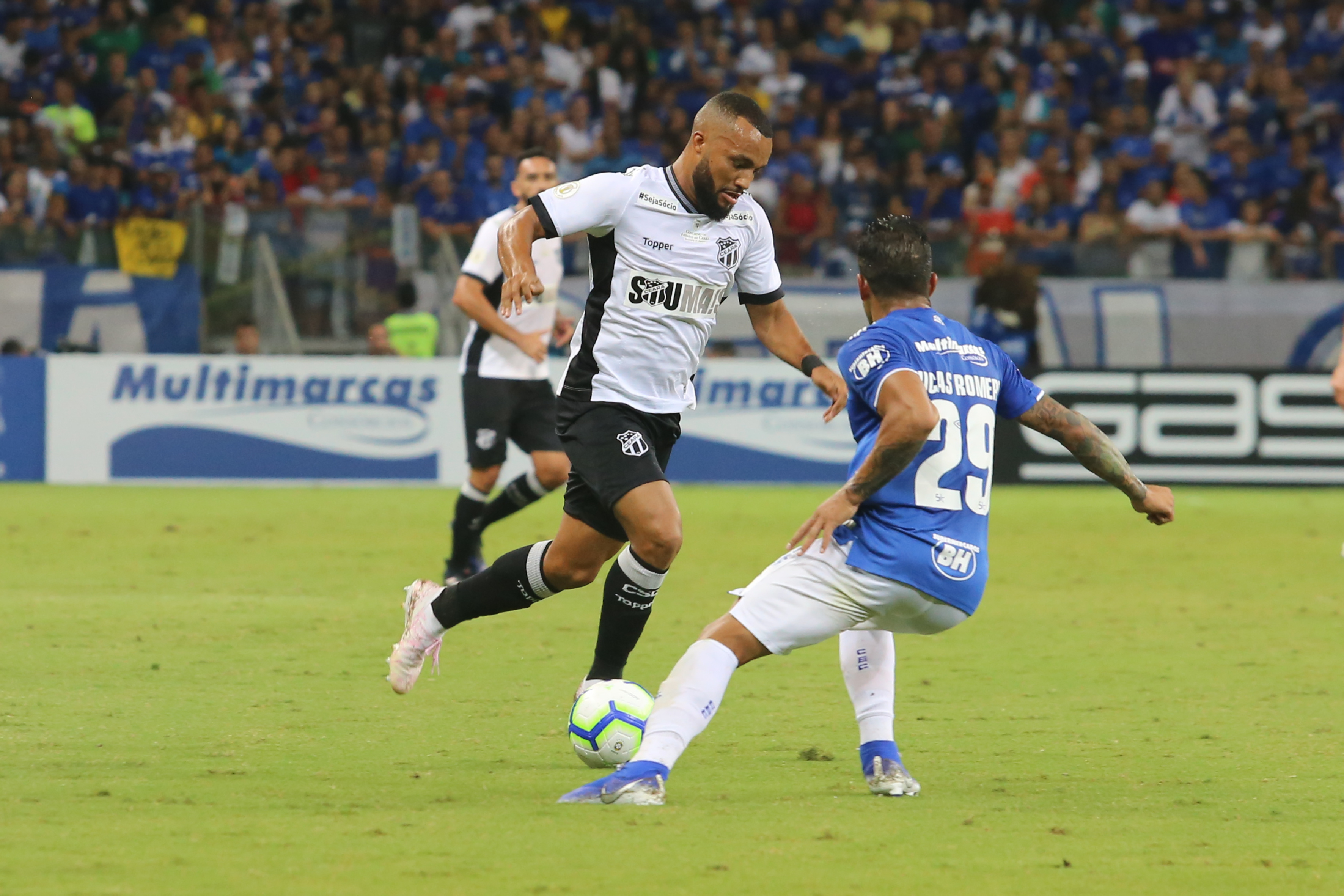 No Mineirão, diante do Cruzeiro, Ceará joga bem, mas perde por placar mínimo