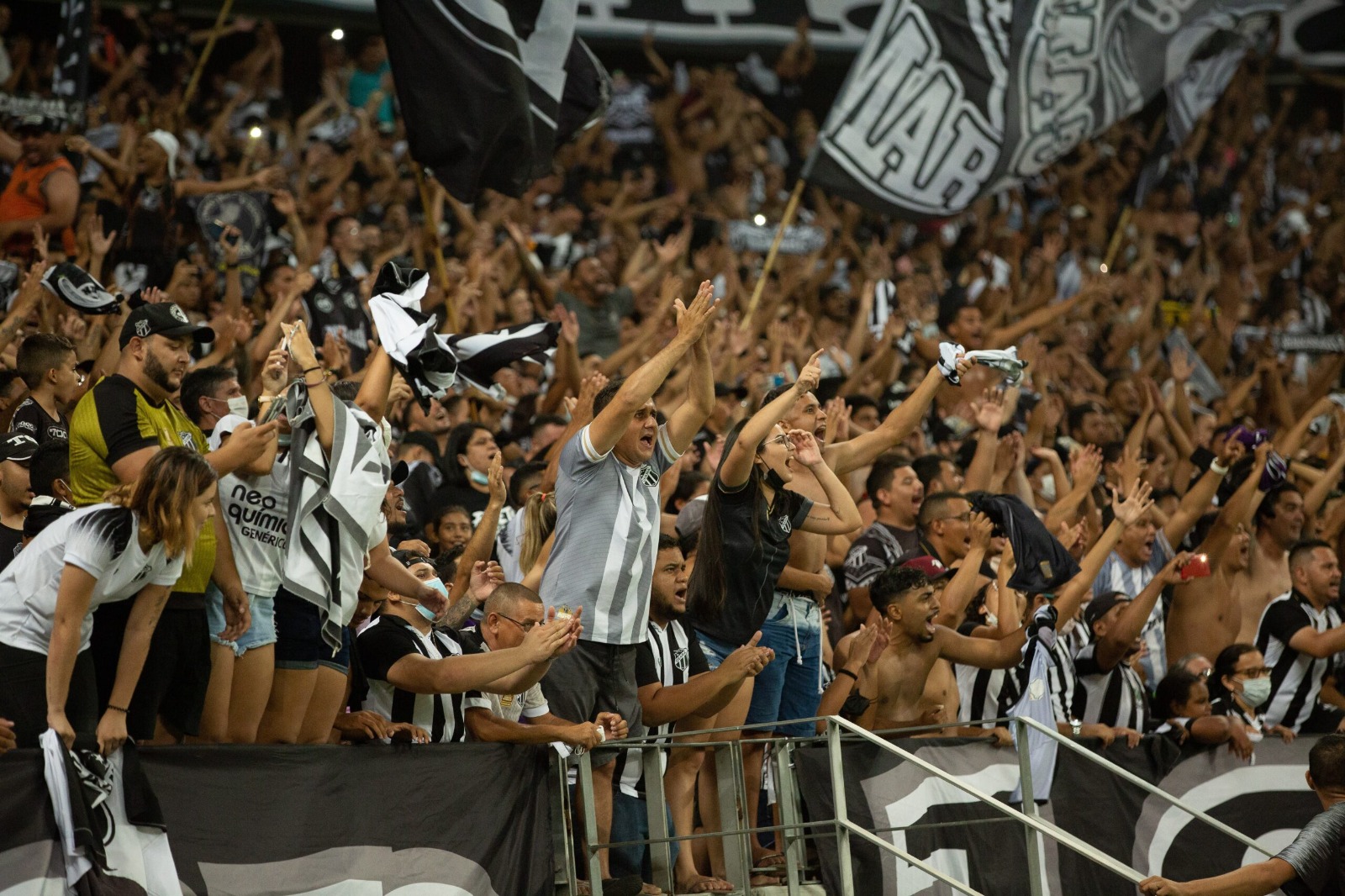 Jurídico: STJD acata pedido e torcida do Ceará está liberada para ir aos jogos do Clube