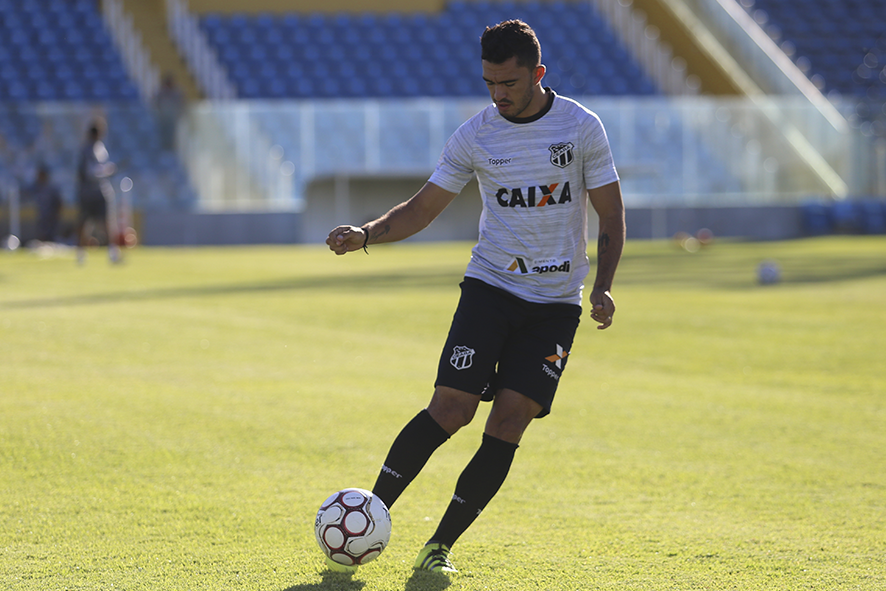 Estadual: Volante Raul pode reforçar o Ceará no jogo contra o Ferroviário