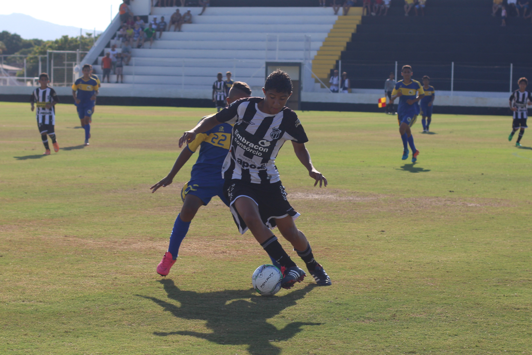 Base Alvinegra: Pelos estaduais, Ceará Sub-13 perde, mas Sub-17 goleia por 9 x 0