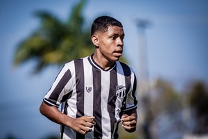 Sub-15: Fora de casa, Vozão vence o Floresta e se isola na liderança do Cearense