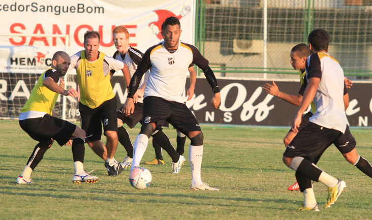 Ceará encerrou a preparação para enfrentar o Bragantino