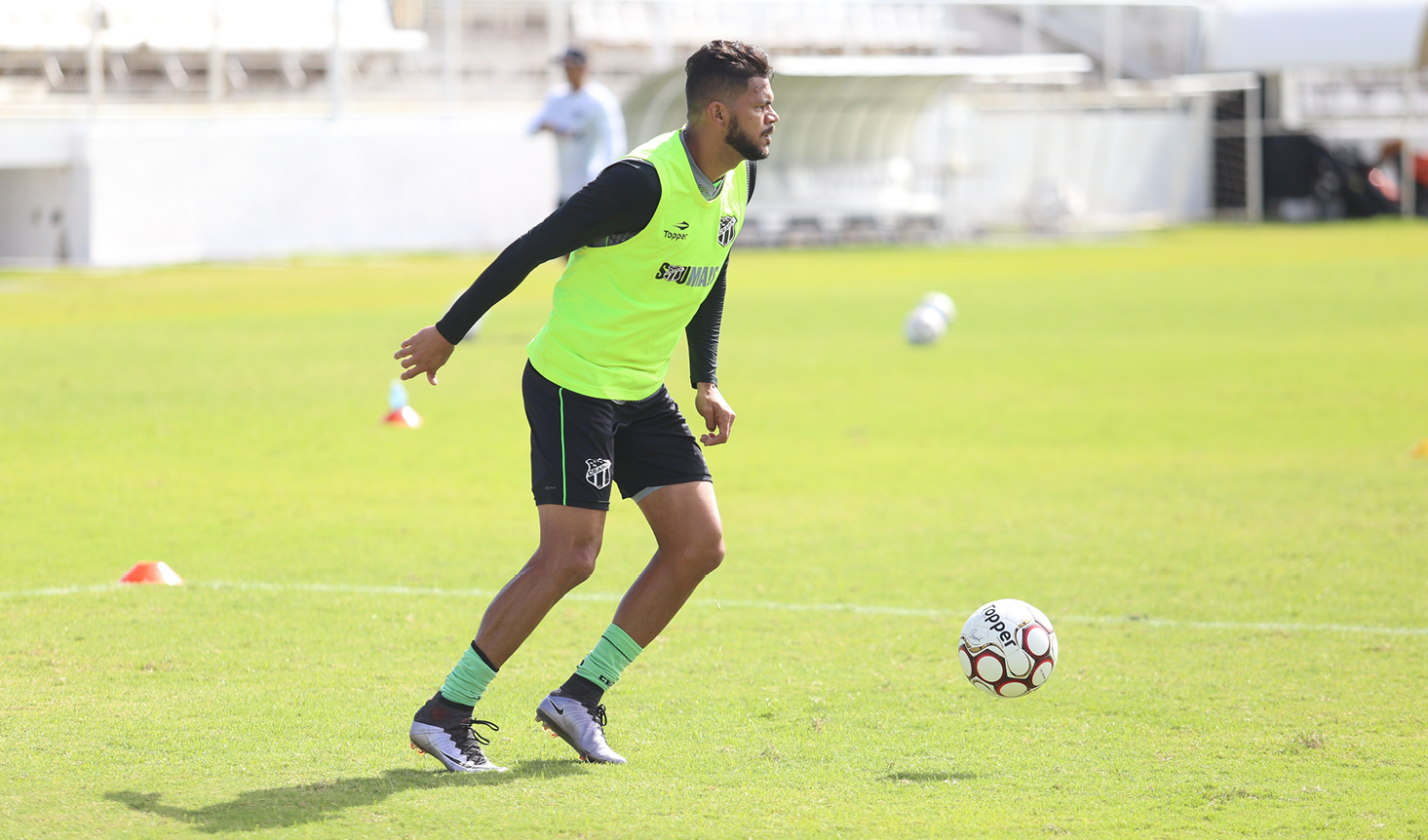 Ceará realiza último treino antes de viagem para Curitiba/PR