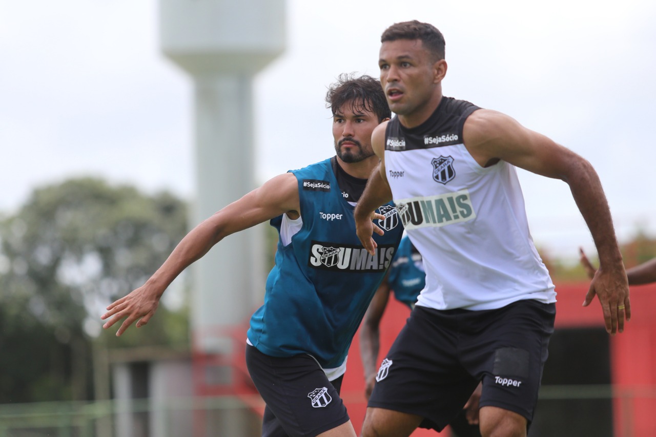 Ceará se reapresenta, treina e concentra para partida diante do Cruzeiro