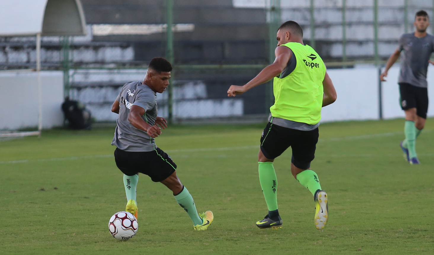 Em Porangabuçu, reapresentação alvinegra foi com match-treino contra Sub-20