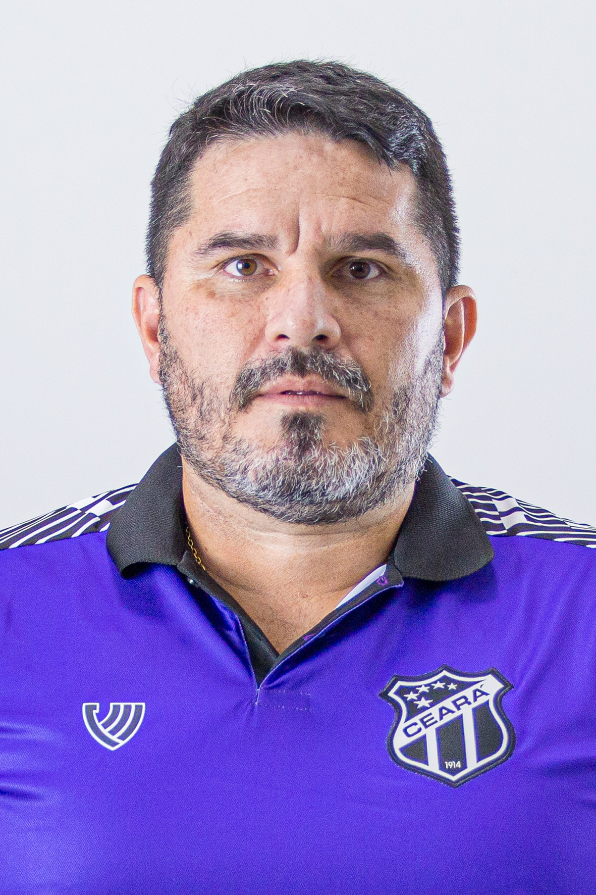 Saiba mais sobre: Eduardo de Souza Ney Barroca