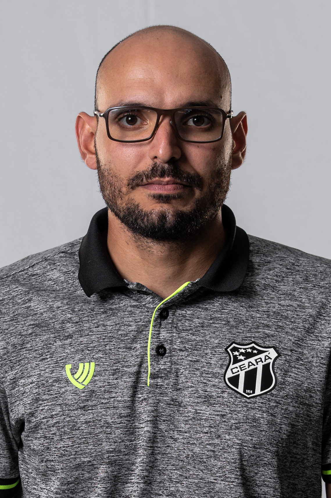 Saiba mais sobre: Filipe Lourenço