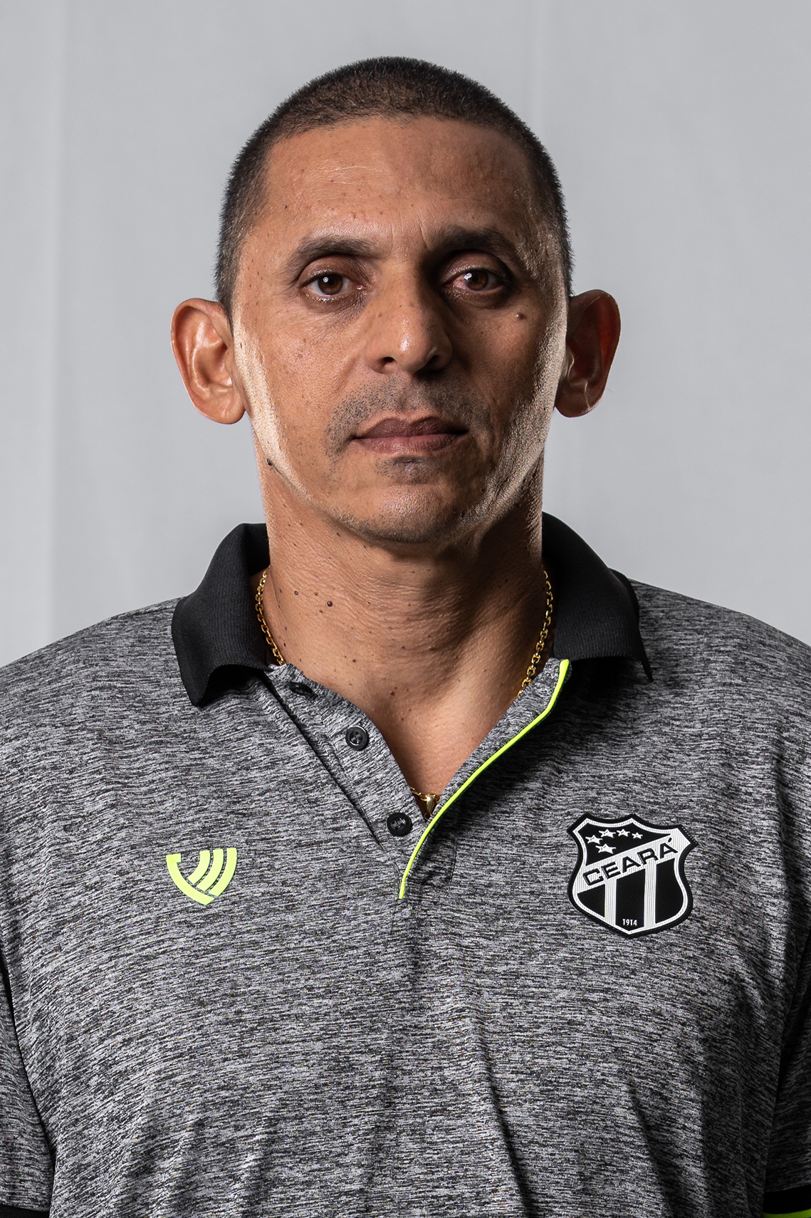 Saiba mais sobre: Handerson Santos de Souza