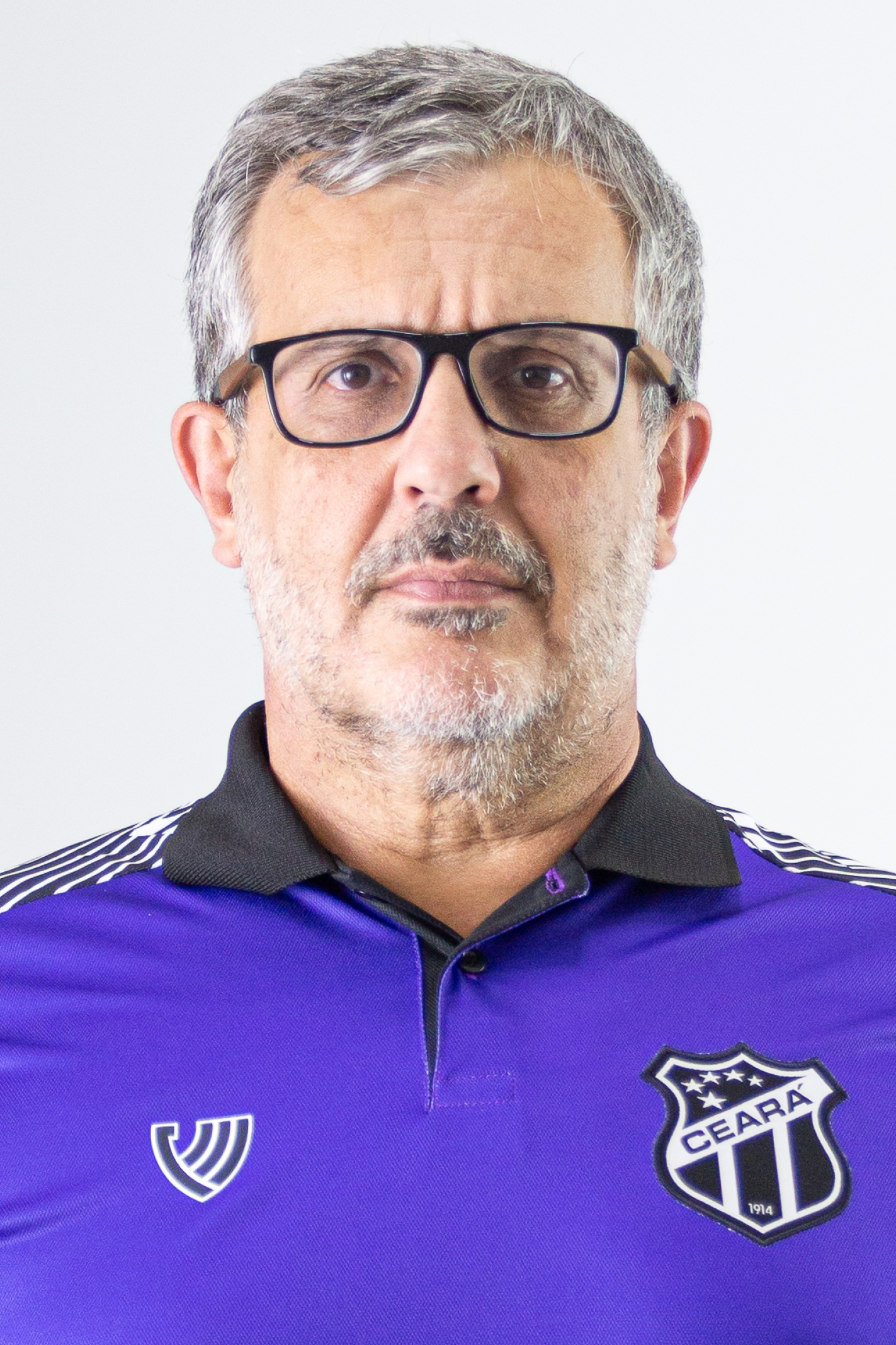 Saiba mais sobre: Anthoni Santoro
