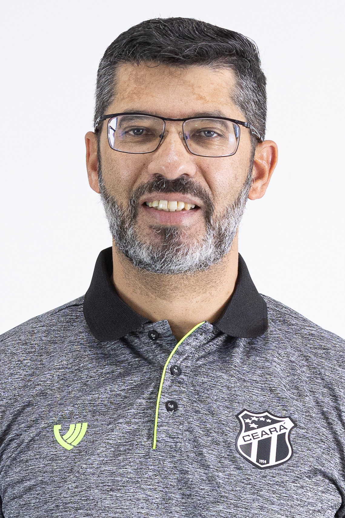 Saiba mais sobre: Claudio de Andrade