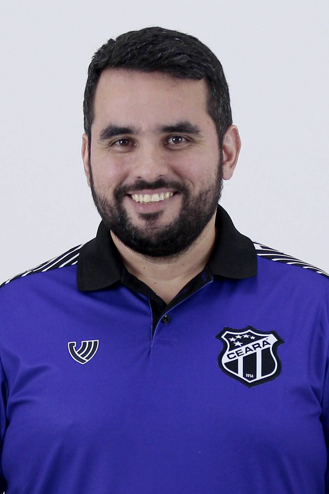 Saiba mais sobre: Daniel Gomes Costa