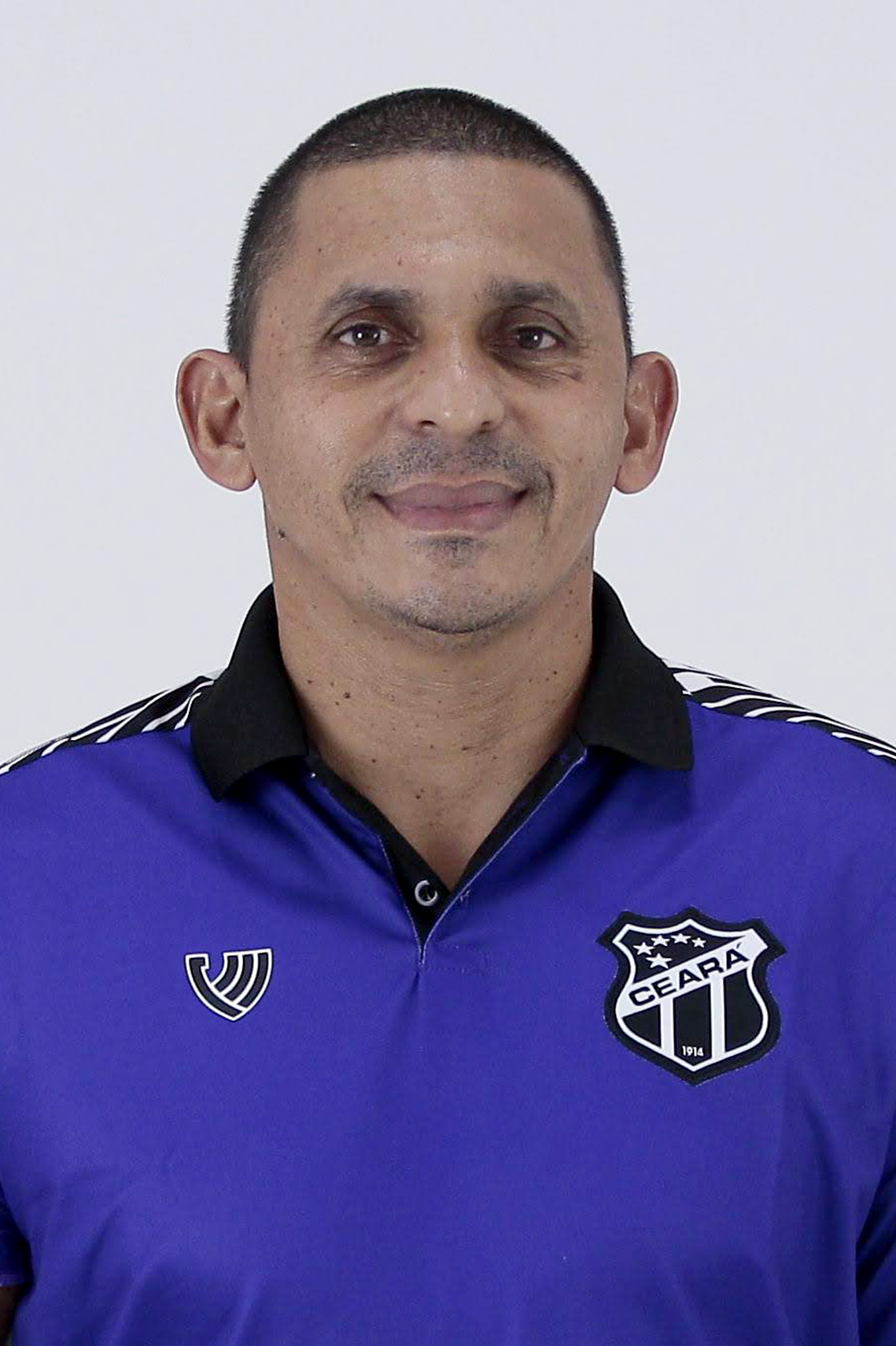 Saiba mais sobre: Handerson Santos de Souza