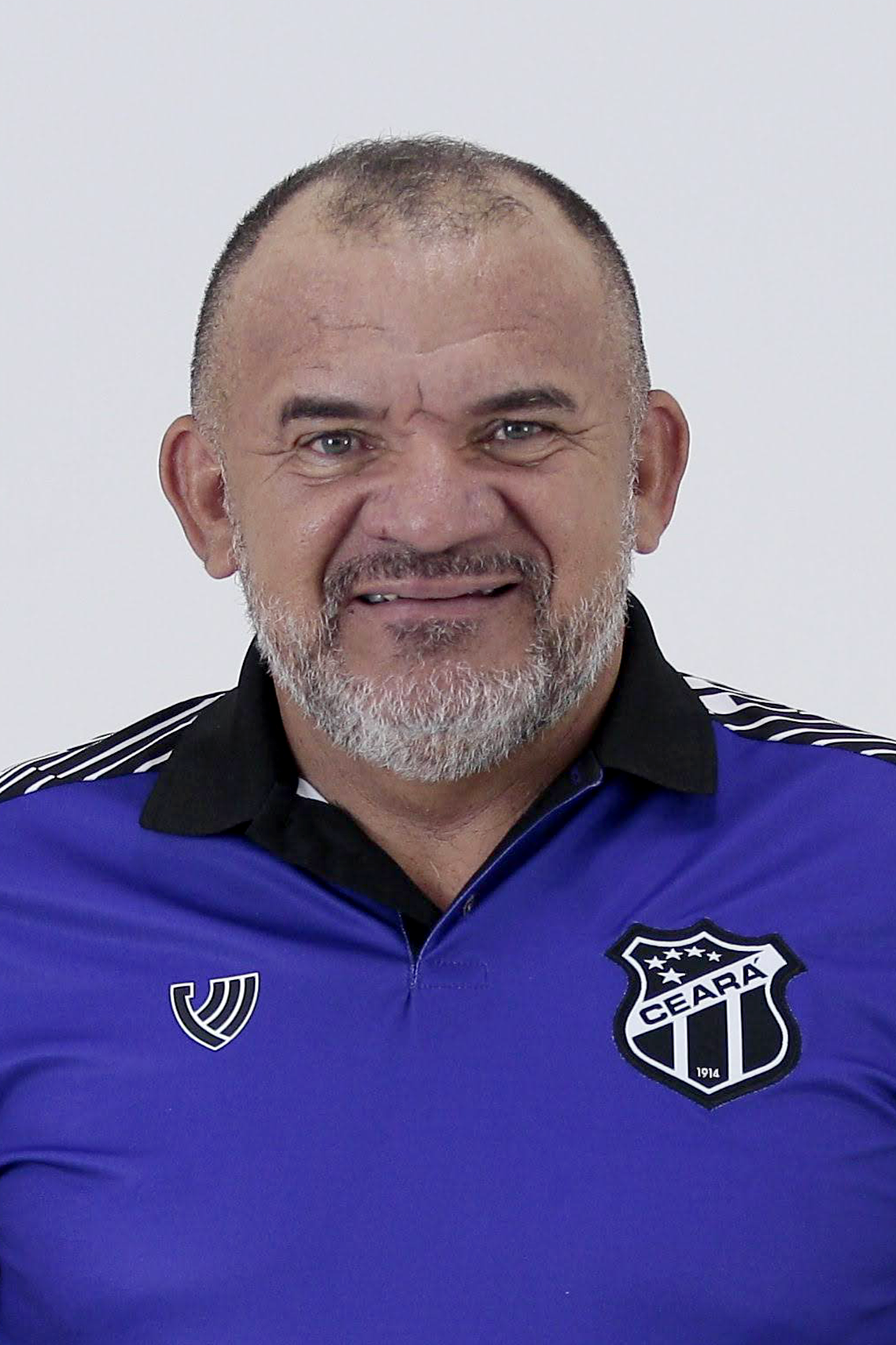 Saiba mais sobre: Francisco José Bernardes Soares