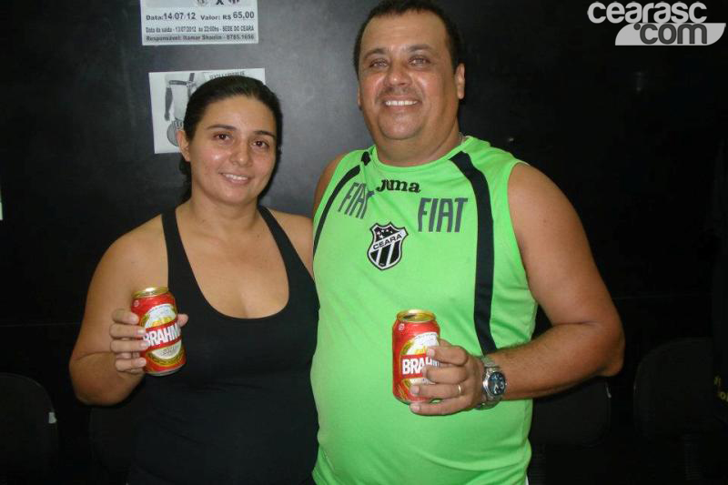 [26-05] Torcedores recebem brindes no Sou Mais - 4