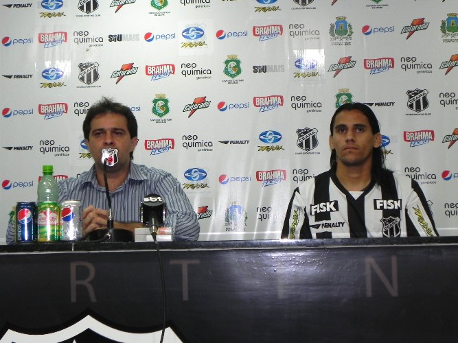 [24-08] Evandro Apresenta Reforços - 5