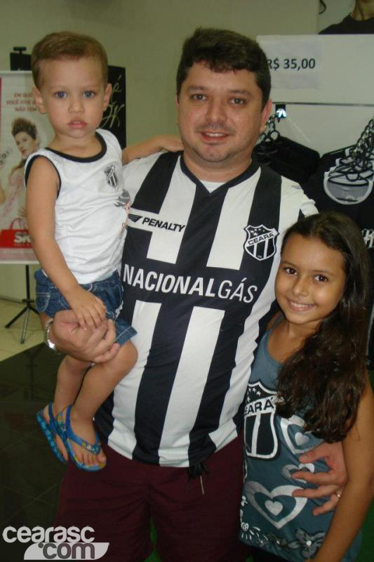 [26-05] Torcedores recebem brindes no Sou Mais - 11