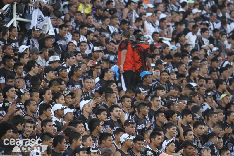 [23-06] Ceará x Atlético/PR - TORCIDA - 1
