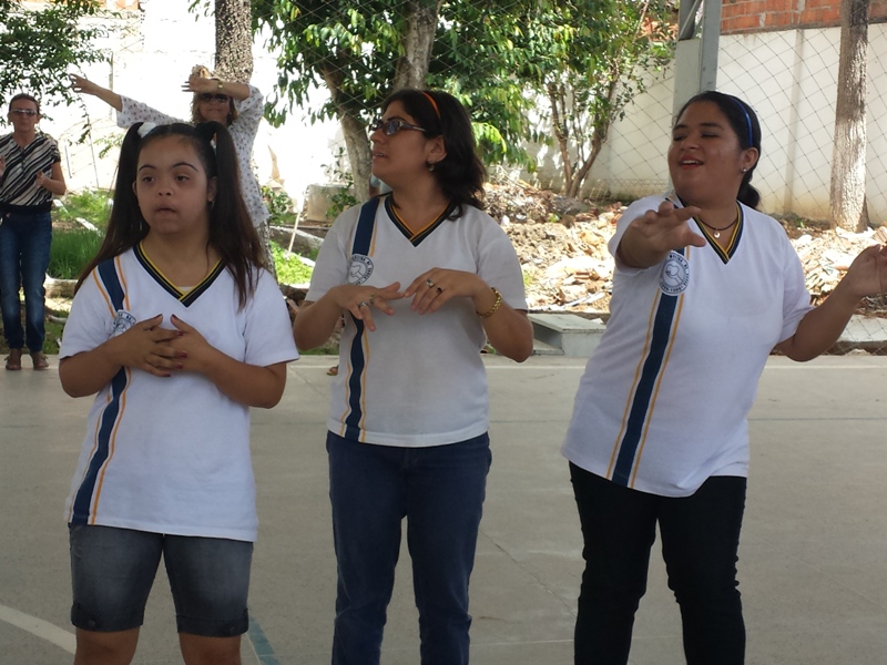 [21-03] Vovô vai à escola - Instituto Moreira de Sousa - 24