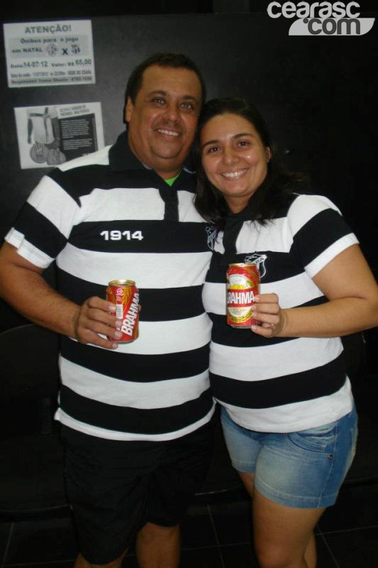 [26-05] Torcedores recebem brindes no Sou Mais - 16