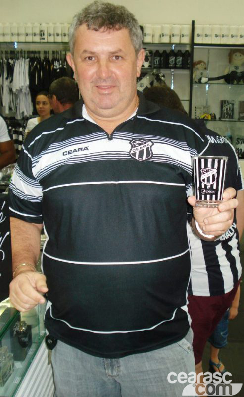 [26-05] Torcedores recebem brindes no Sou Mais - 18