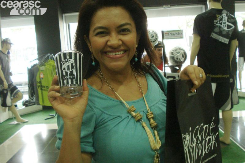 [26-05] Torcedores recebem brindes no Sou Mais - 12