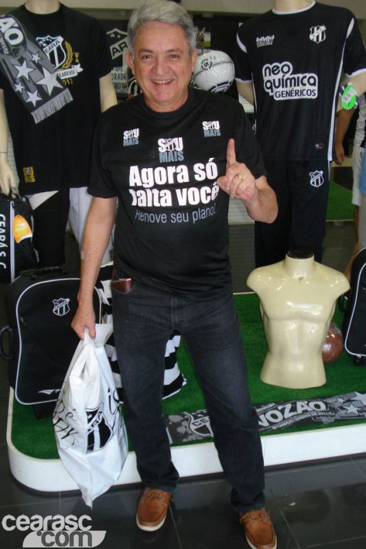 [26-05] Torcedores recebem brindes no Sou Mais - 24