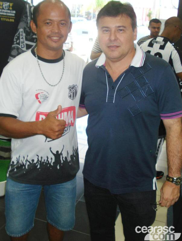 [26-05] Torcedores recebem brindes no Sou Mais - 26