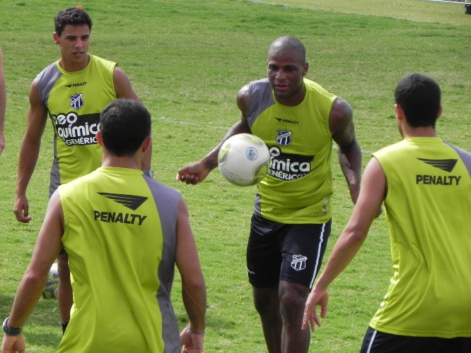 [12-01] Treino Físico e Técnico - 10
