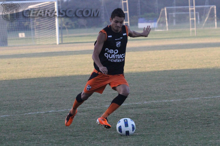 [27-05] Treino no CT do Grêmio - 10