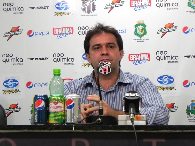 [24-08] Evandro Apresenta Reforços - 9