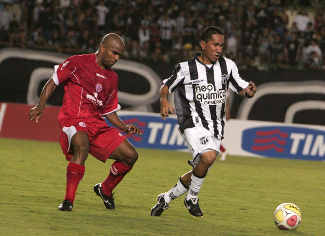 Ceará 0 X 1 América/RN - 05/08 às 20h - Castelão - 22