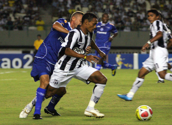 Ceará 1 x 1 Confiança/SE - 26/06 às 20h15 - Castelão - 3