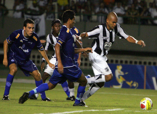 Ceará 1 x 1 Confiança/SE - 26/06 às 20h15 - Castelão - 11