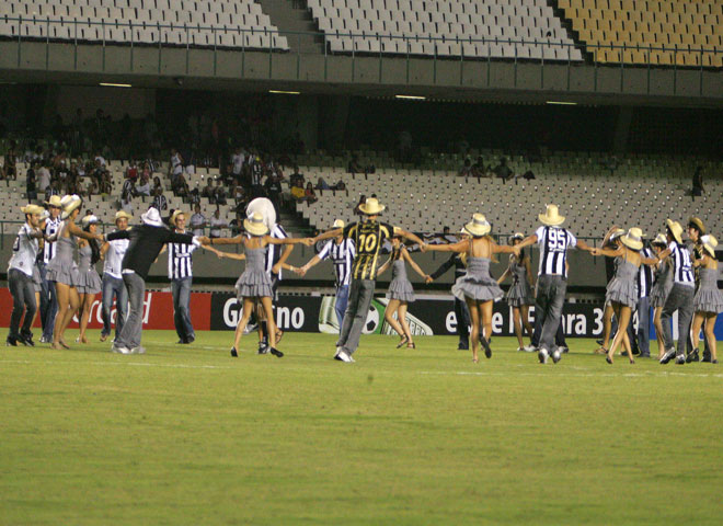 Ceará 1 x 1 Confiança/SE - 26/06 às 20h15 - Castelão - 12