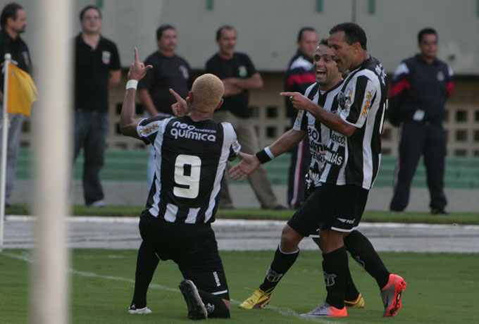 [27-02] Ceará 4 x 0 Horizonte - 11